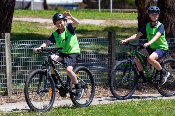 Bike Safety: Footpaths course image